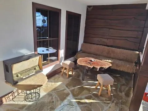 разбойна Pensión *